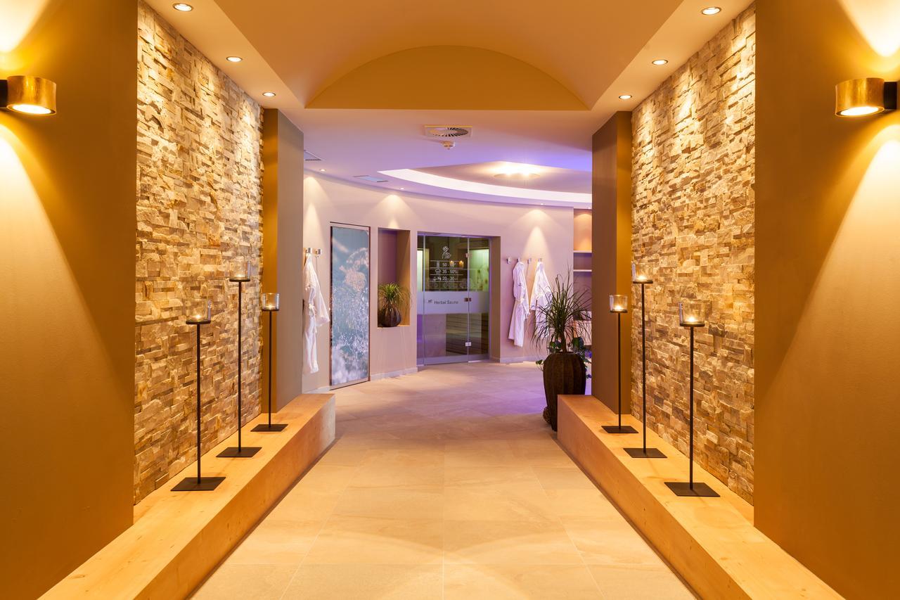 Hotel Kronblick Chienes Exterior photo